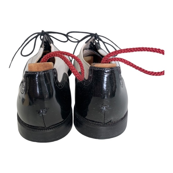 Trendy Bally Black and White Wing Tips - Picture 3 of 12